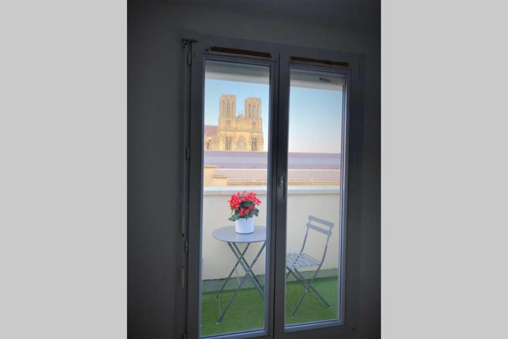 Apartmán Hypercentre Grand Balcon Vue Cathedrale Remeš Exteriér fotografie